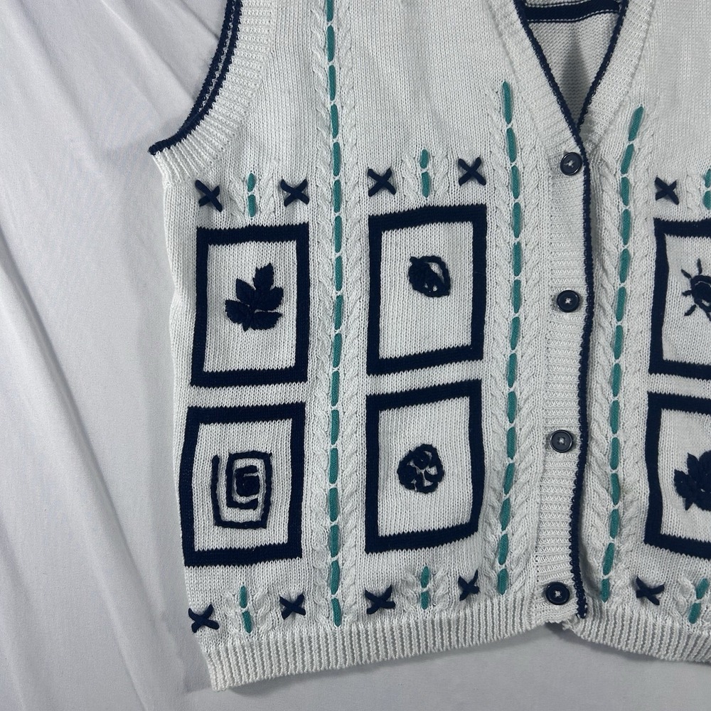 Vintage Knit Sweater Vest Size L Grandmacore White Button Up Cottagecore Teacher - Picture 3 of 8